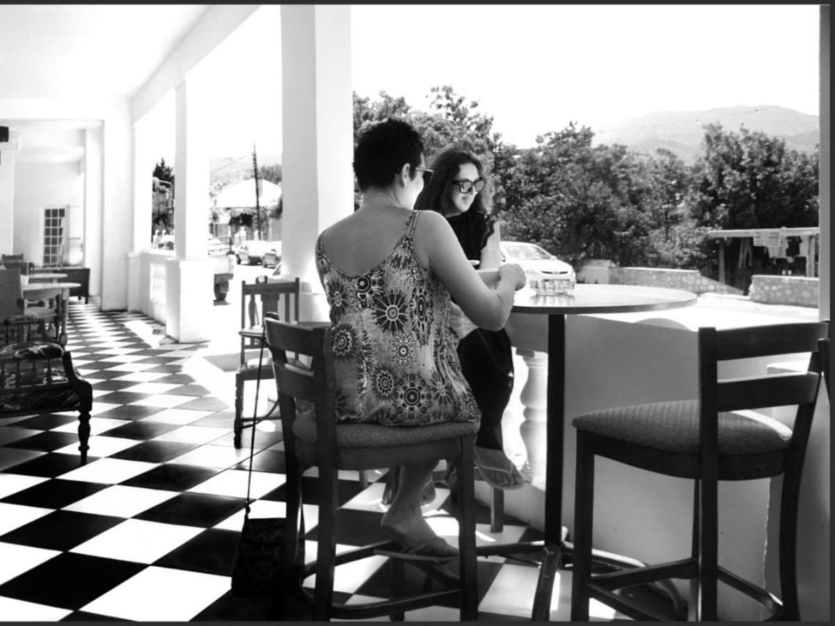 การู อาร์ต โฮเต็ล Hotel แบร์รีเดล ภายนอก รูปภาพ
